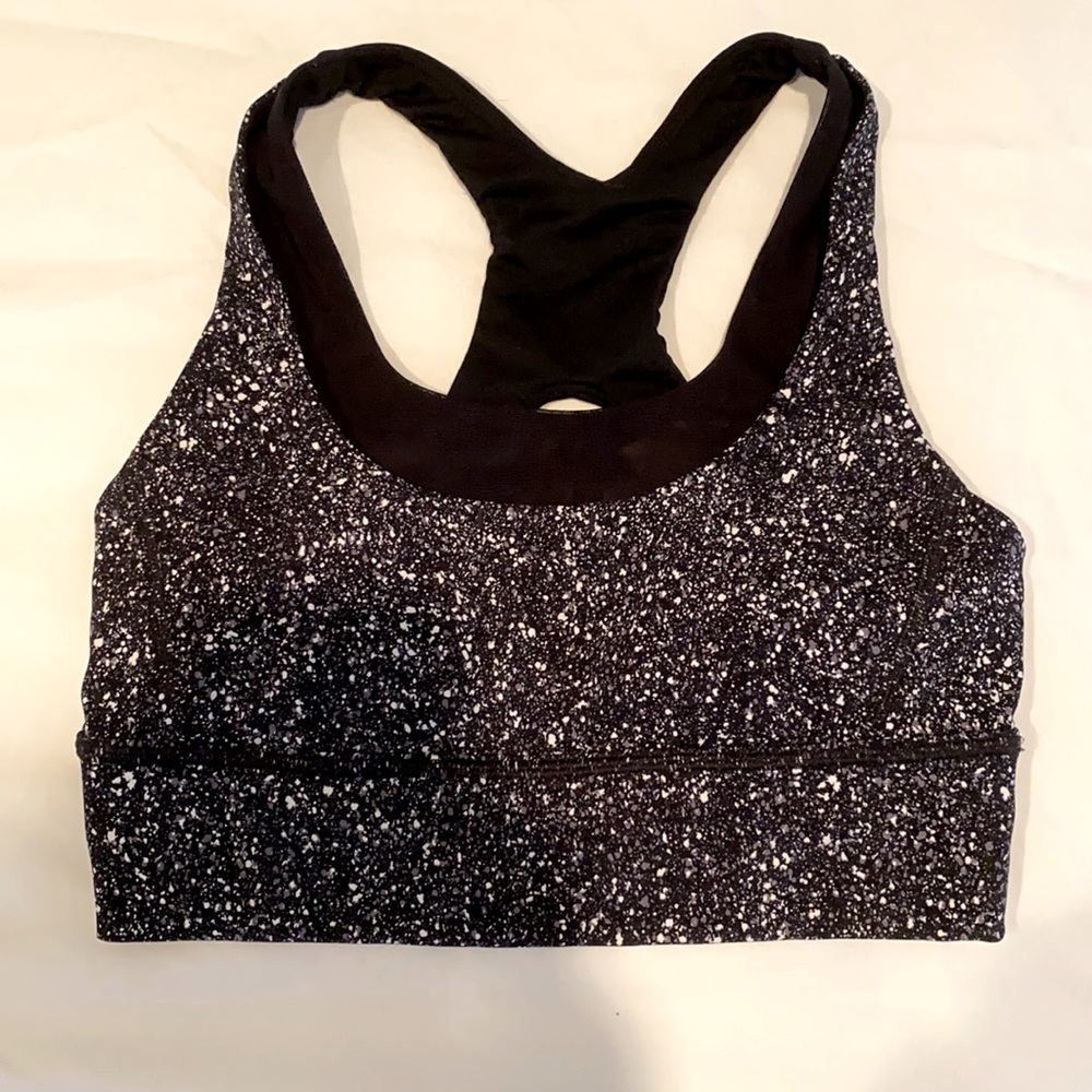 Nearly New Lululemon Sports Bra size 6